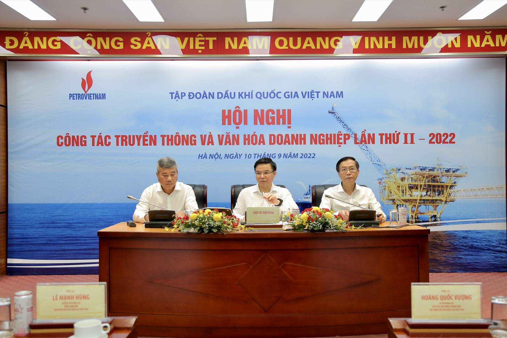 Truyền thông và văn hóa DN thúc đẩy mọi mặt hoạt động của Petrovietnam